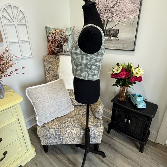 Altar'd State Green and White Fitted Crop Tank Top - Picture 5 of 6